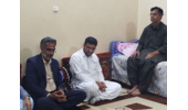 عیادت رئیس دانشکده علوم پزشکی چابهار و رئیس بنیاد شهید از جانباز جنگ رمضان