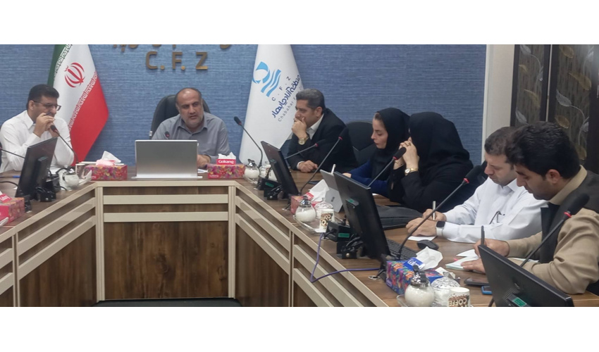 نشست رئیس دانشکده علوم پزشکی چابهار و مدیرعامل منطقه آزاد چابهار در خصوص آمادگی مراکز درمانی در شرایط بحران نظامی اخیر